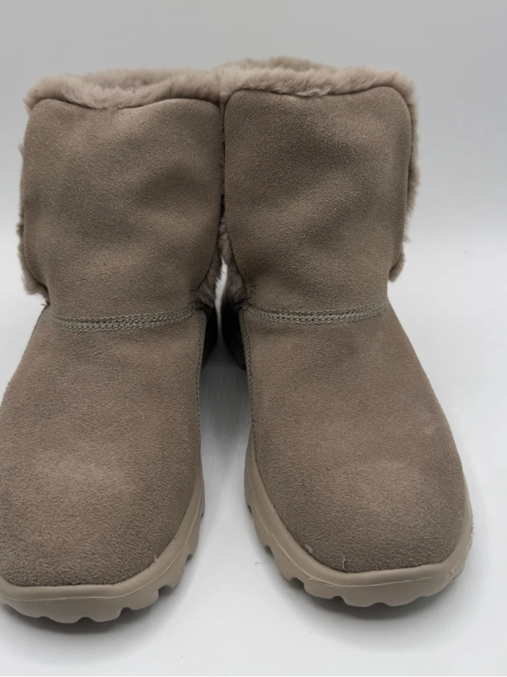 Skechers On The Go 400 Blaze Boots 5 Taupe Suede Faux Fur Goga Mat NWOB